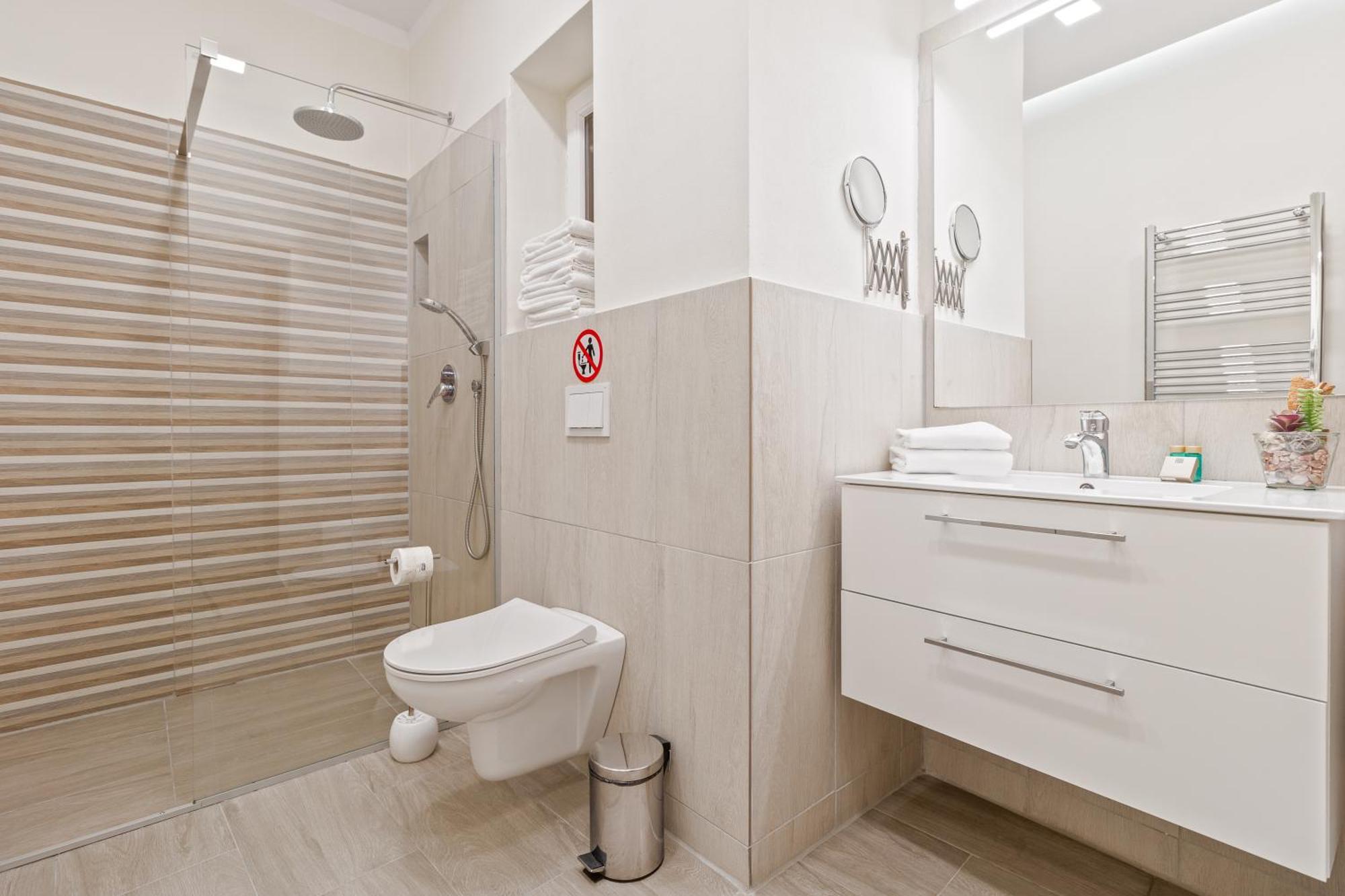 Central Friends House Διαμέρισμα Oradea Εξωτερικό φωτογραφία