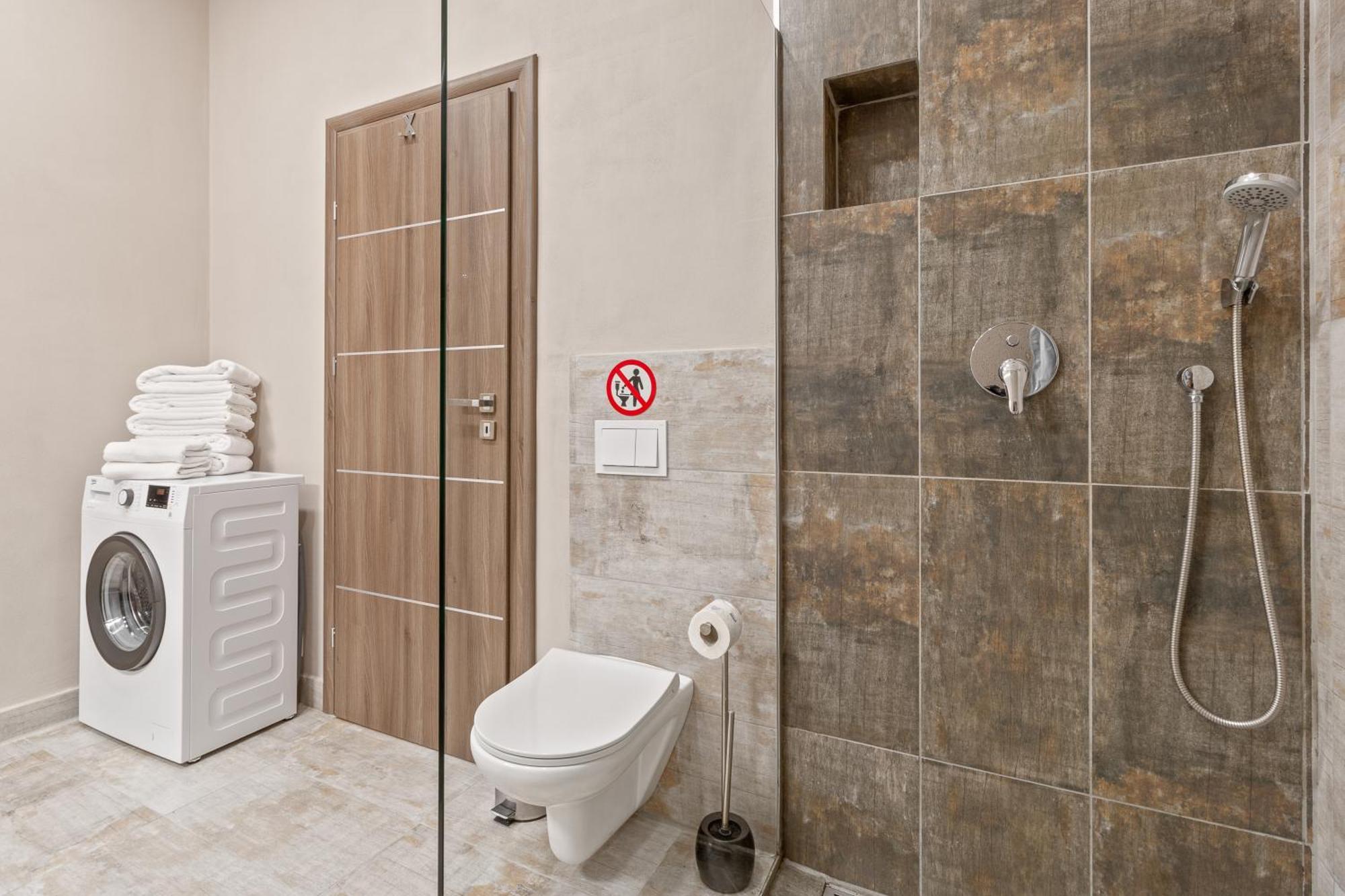 Central Friends House Διαμέρισμα Oradea Εξωτερικό φωτογραφία